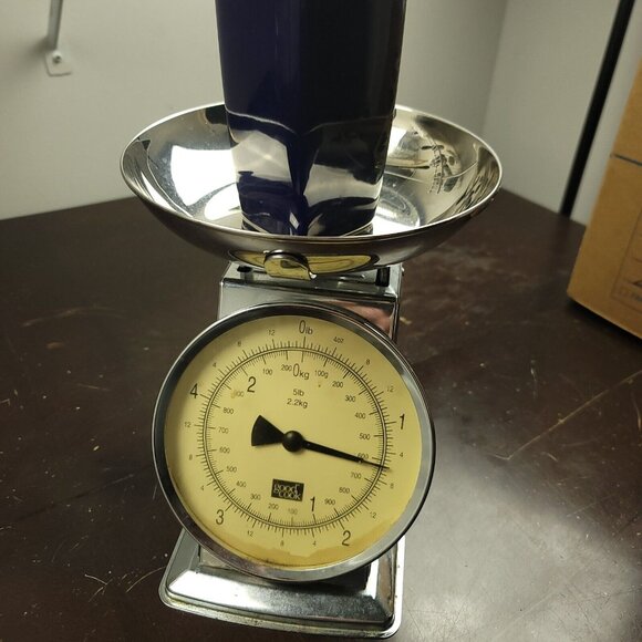 Vintage Japanese Ray Control Cobalt Blue Vase With Roosters 9.5" tall - Picture 10 of 10